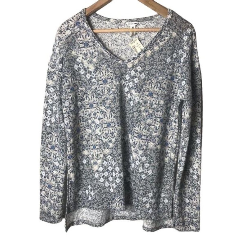 Bethany Mota Aeropostale V Neck Snowflake Sweater Long Sleeve Size Medium NWT